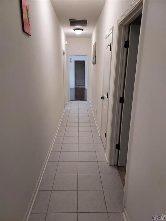 Foto del edificio - 18328 Crows Nest Dr
