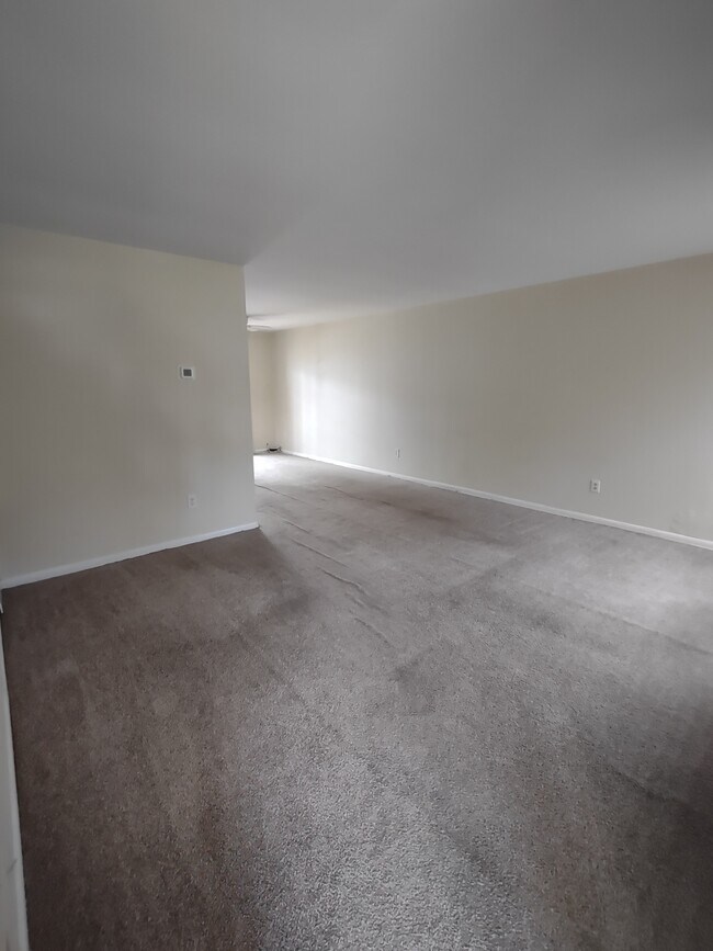 Foto del edificio - 217 E Green Valley Cir
