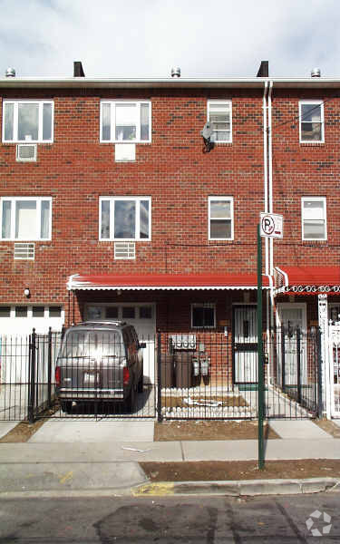 Foto principal - 2227 Newbold Ave