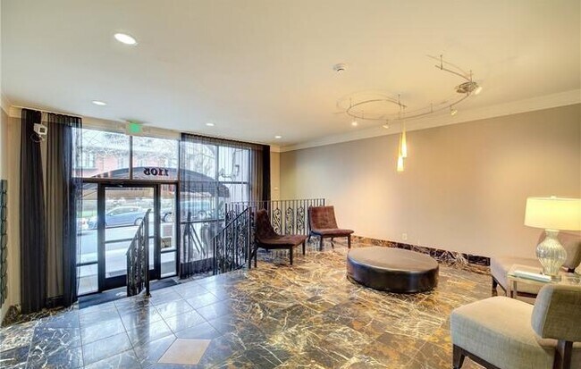 Foto del edificio - 1105 Spring St