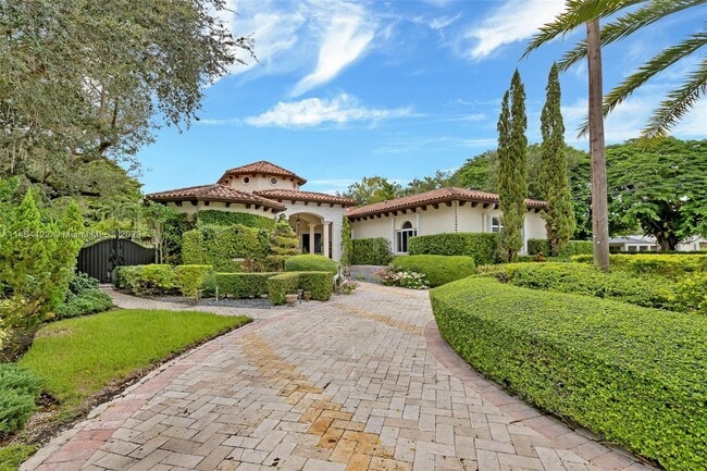 Building Photo - 13400 SW 83rd Ave