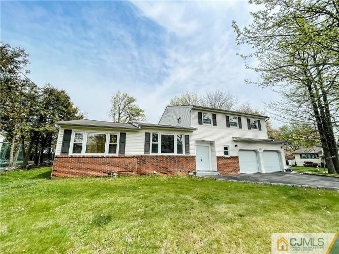 Foto principal - 742 Grove Ave