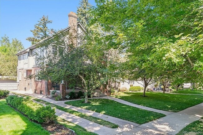 Building Photo - 1021 S Columbine St