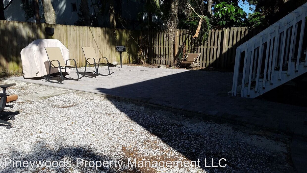 Foto del edificio - 1403 S Bay Villa Pl