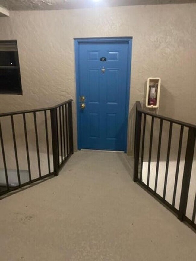 Foto del edificio - 1561 Windorah Way