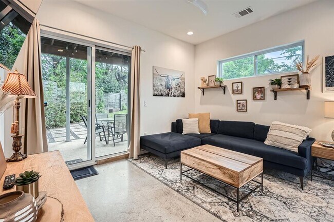 Foto del edificio - 2601 Francisco St