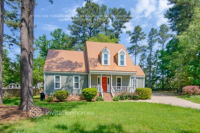 Foto del edificio - 7413 Laketree Dr