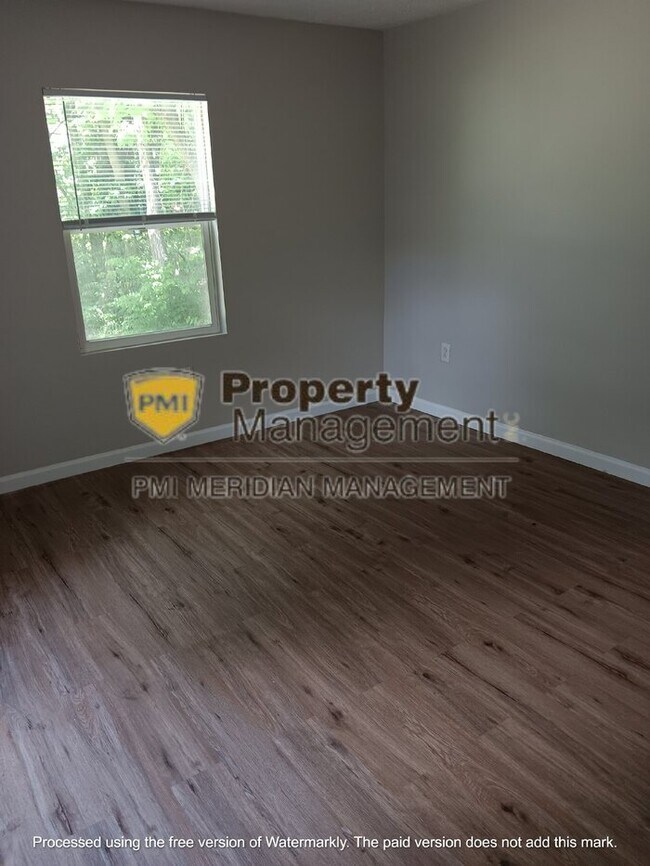 Building Photo - Charming 3-Bedroom Home in Indianapolis wi...