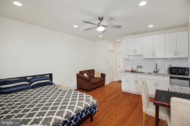 Foto del edificio - 1333 Pine St