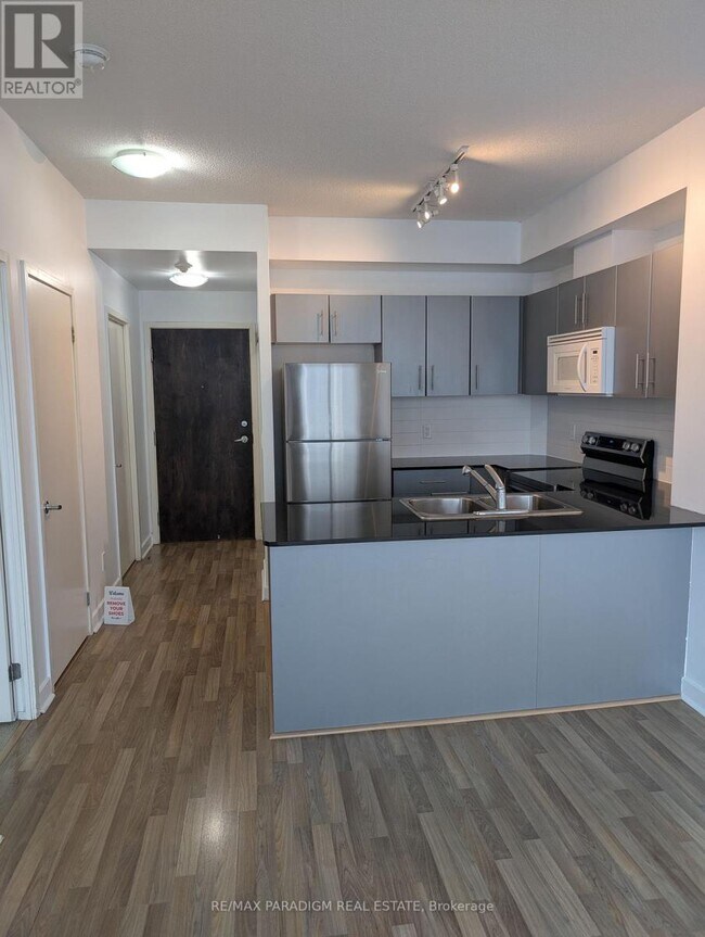 Photo du bâtiment - 12 Yonge St