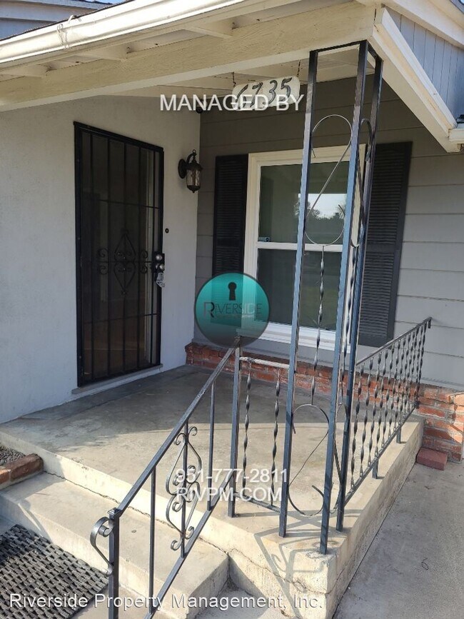 Building Photo - 3 br, 2 bath House - 6735 Capistrano Way