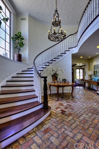 Foto del edificio - 2210 Channel Rd