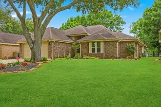 Building Photo - 906 Maple Branch Ln