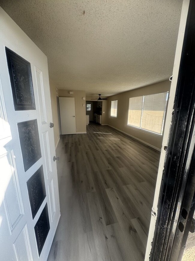 Building Photo - 2433 E Garvey Ave N