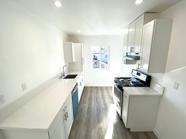 Foto del edificio - 1000 Havenhurst Dr