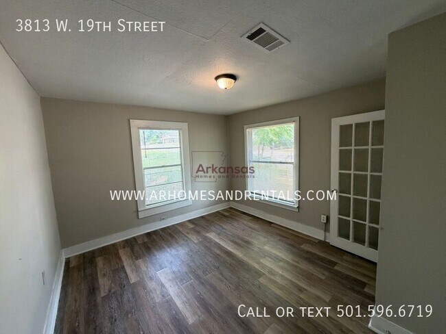 Foto del edificio - 3813 W 19th St