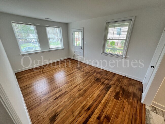 Building Photo - 1409 Revere Rd