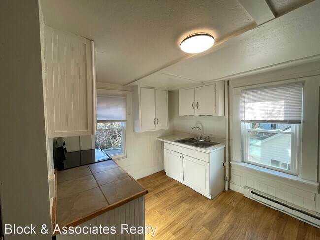 Building Photo - 2 br, 1 bath House - 110 Avery Street C