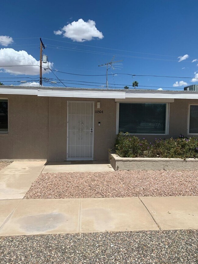 Building Photo - Adult Community - 1 Bed, 1 Bath in Sun City