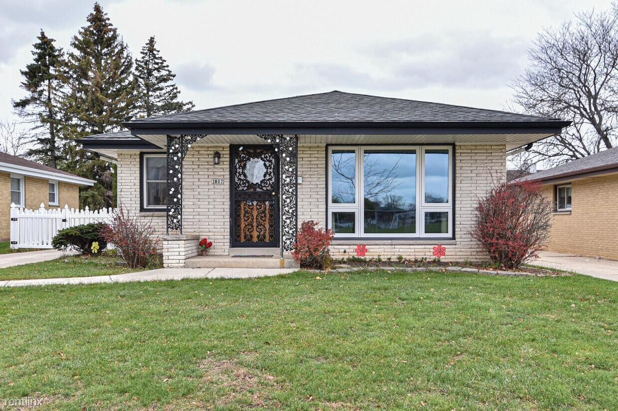 Primary Photo - 2 br, 1 bath House - 3807 S 63rd St