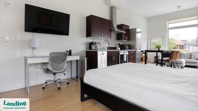 Building Photo - 135 Adams St