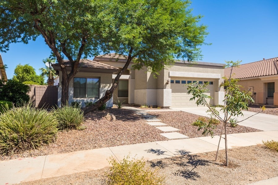 Primary Photo - Charming Rental!