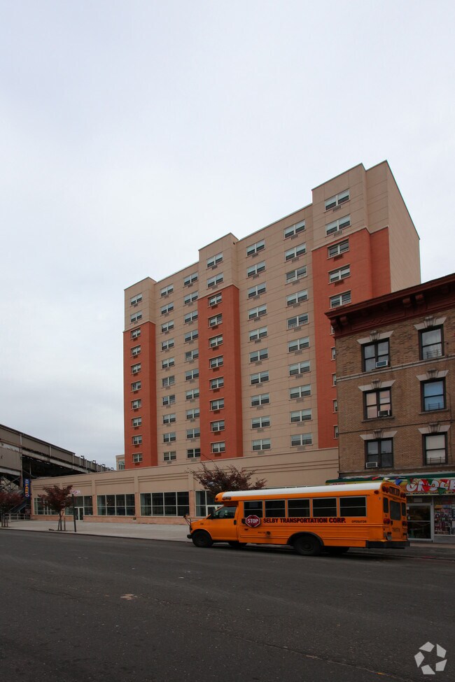 Foto del edificio - 950 Westchester Ave