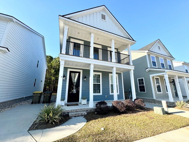 Foto del edificio - In the Heart of Richmond Hill - Available ...