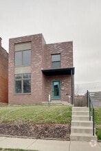 Building Photo - 4207 Blaine Ave