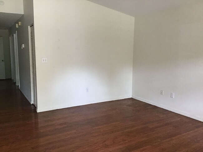 Building Photo - 601 SW Naha St