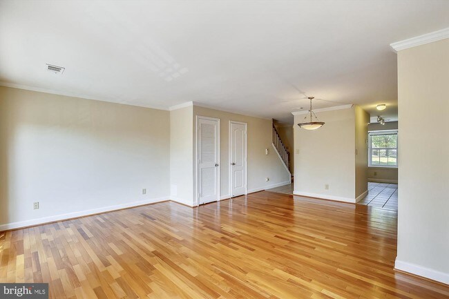 Foto del edificio - 4053 Chesterwood Dr