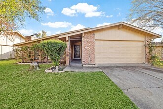 Building Photo - 5527 Irish Hill Dr