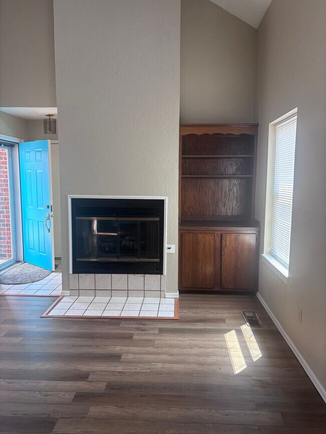 Foto del edificio - West Norman Duplex