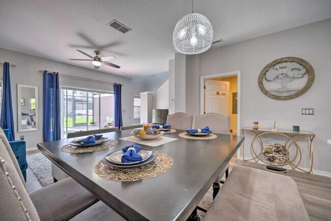 Foto del edificio - 4559 Ada Ln