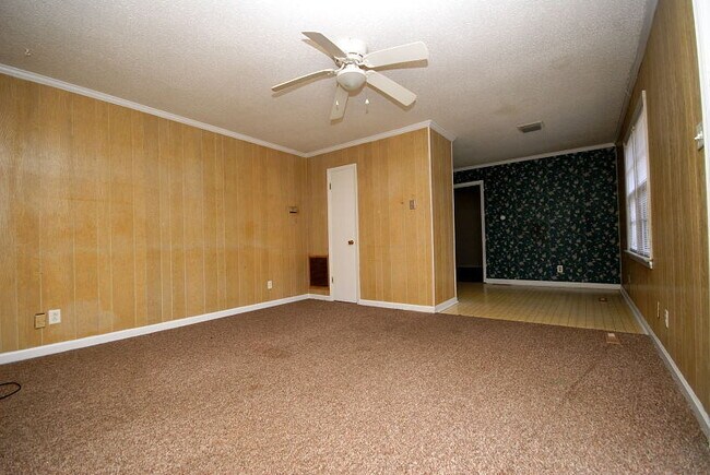 Building Photo - 2803 Warrick Cir