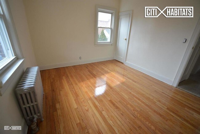 Building Photo - 166-16 17th Ave