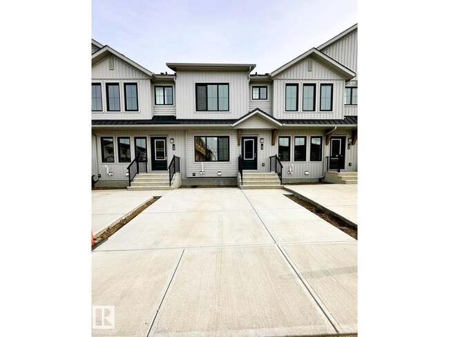 Building Photo - 525 Secord Blvd NW