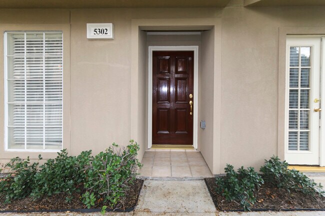 Foto del edificio - 5302 Blossom St