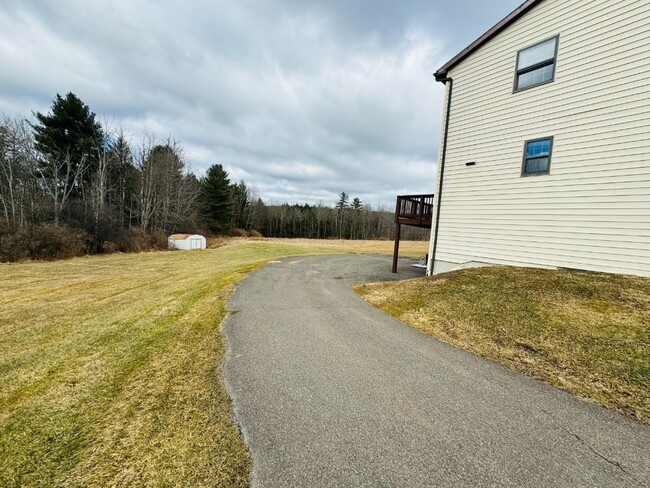 Building Photo - 247 Bunn Hill Rd