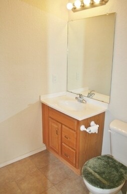 Foto del edificio - 1233 Purdue Ave