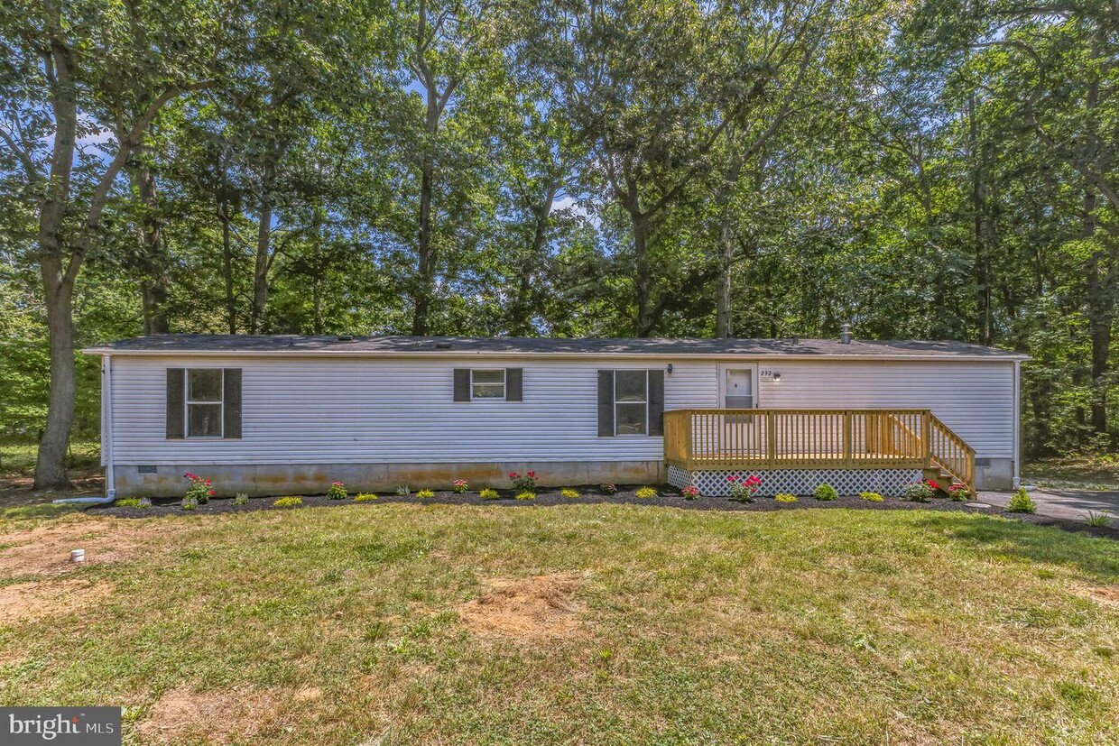 Foto principal - 232 Jute Rd