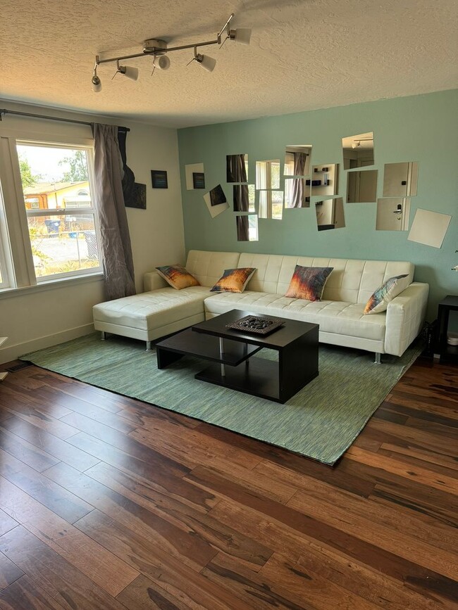 Foto del edificio - The Urban Sanctuary an adorable SHORT OR L...
