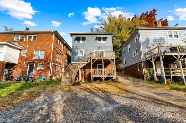 Building Photo - 71 Buchanan Ave