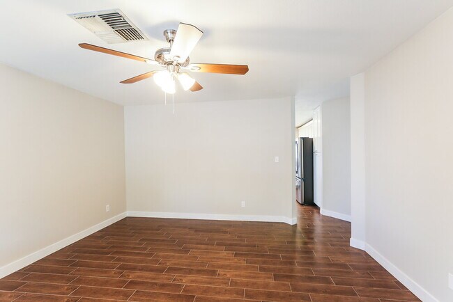 Foto del edificio - 746 E Huber St
