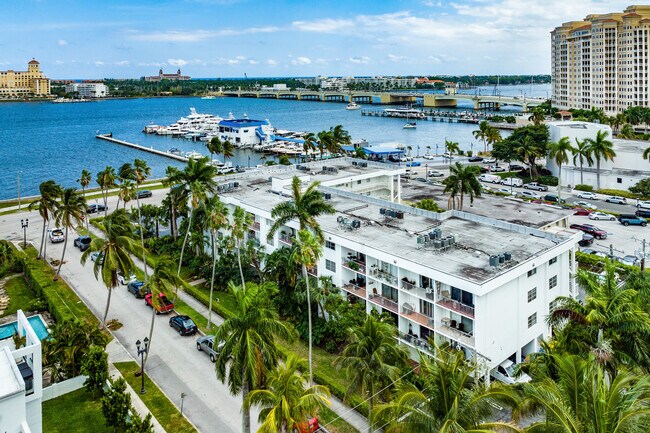 Foto del edificio - 917 N Flagler Dr