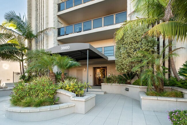 Foto del edificio - Panoramic, stunning views from Crown Point...