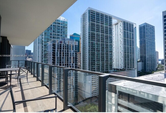 Foto del edificio - 68 SW 6th St