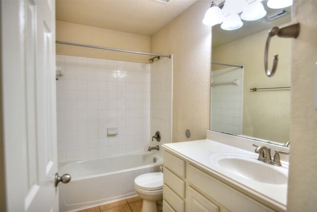 Building Photo - 1139 Glenwood Canyon Ln