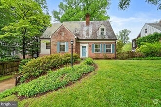 Building Photo - 5222 Duvall Dr