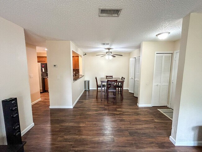 Foto del edificio - Windsor Park #1111